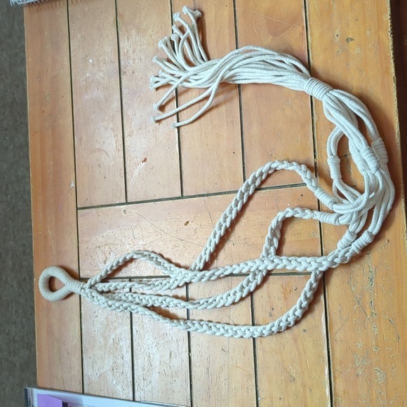 Plant hanger/holder - Picture 1 of 1